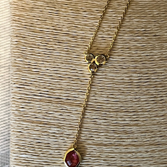 REAL SIMPLE STYLE TALIA NWT YELLOW GOLD-PLATED & PINK/CLEAR CRYSTALS NECKLACE - Picture 14 of 14